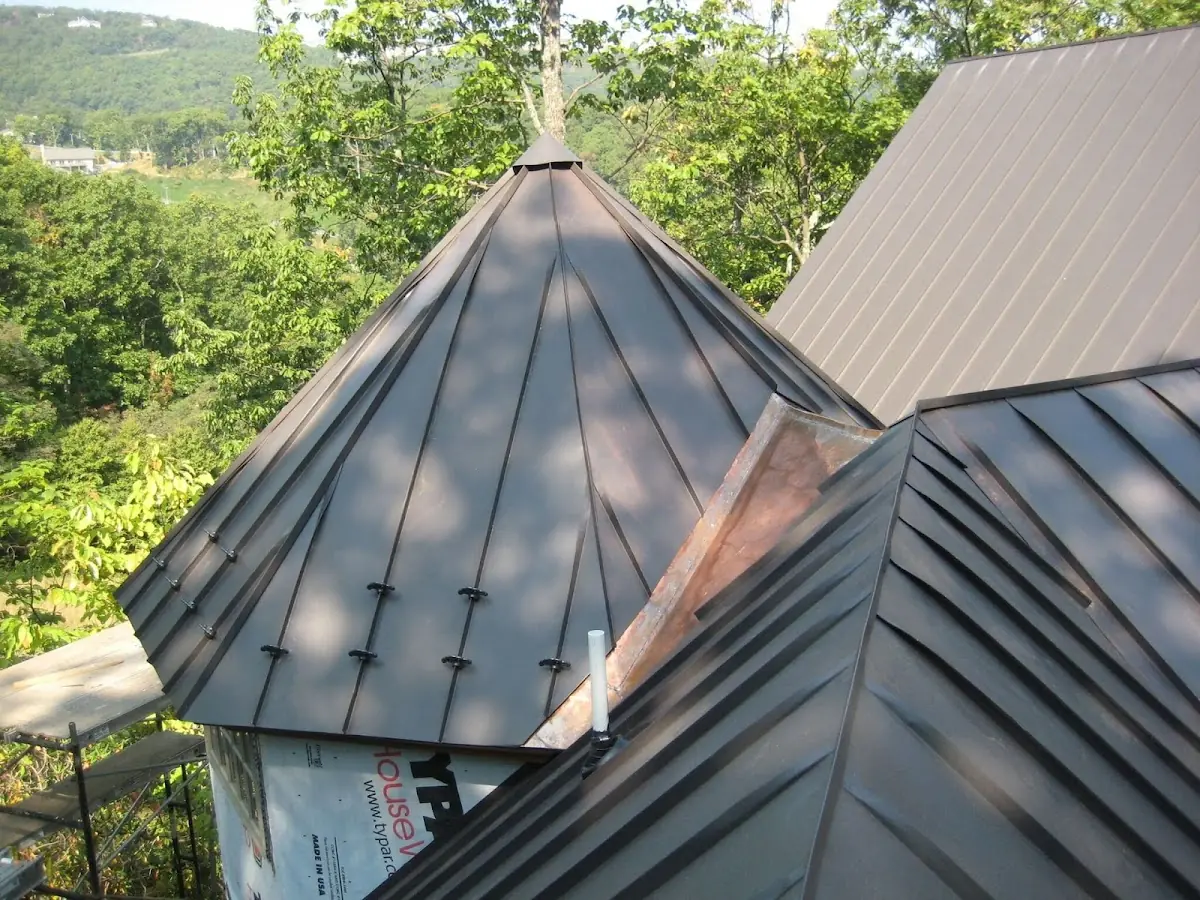 Professional Roof Tarp Installation by Craftsman Roofing in Pepperhill